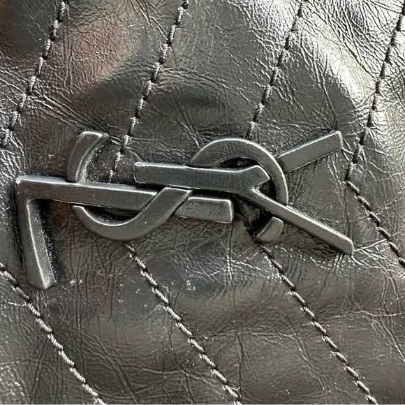 Yves Saint Laurent Black Tote Bag - Picture 12 of 15